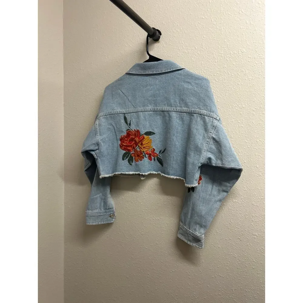 BDG urban outfitters cropped denim jacket floral embroidery jean jacket raw hem - Picture 2 of 12
